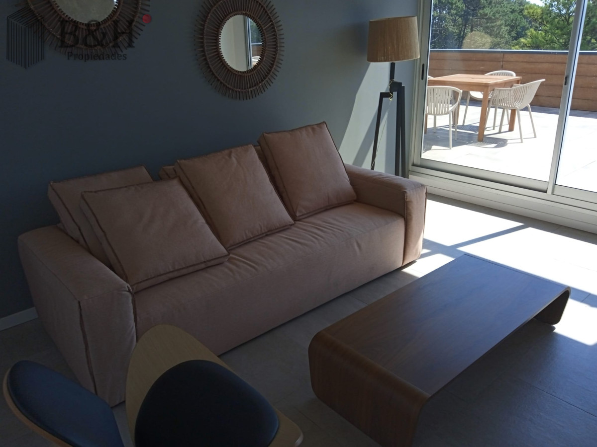 Apartamento ID.1812 -  ALQUILER DE APARTAMENTO DE 1 DORMITORIO, PLAYA MANSA, PUNTA DEL ESTE