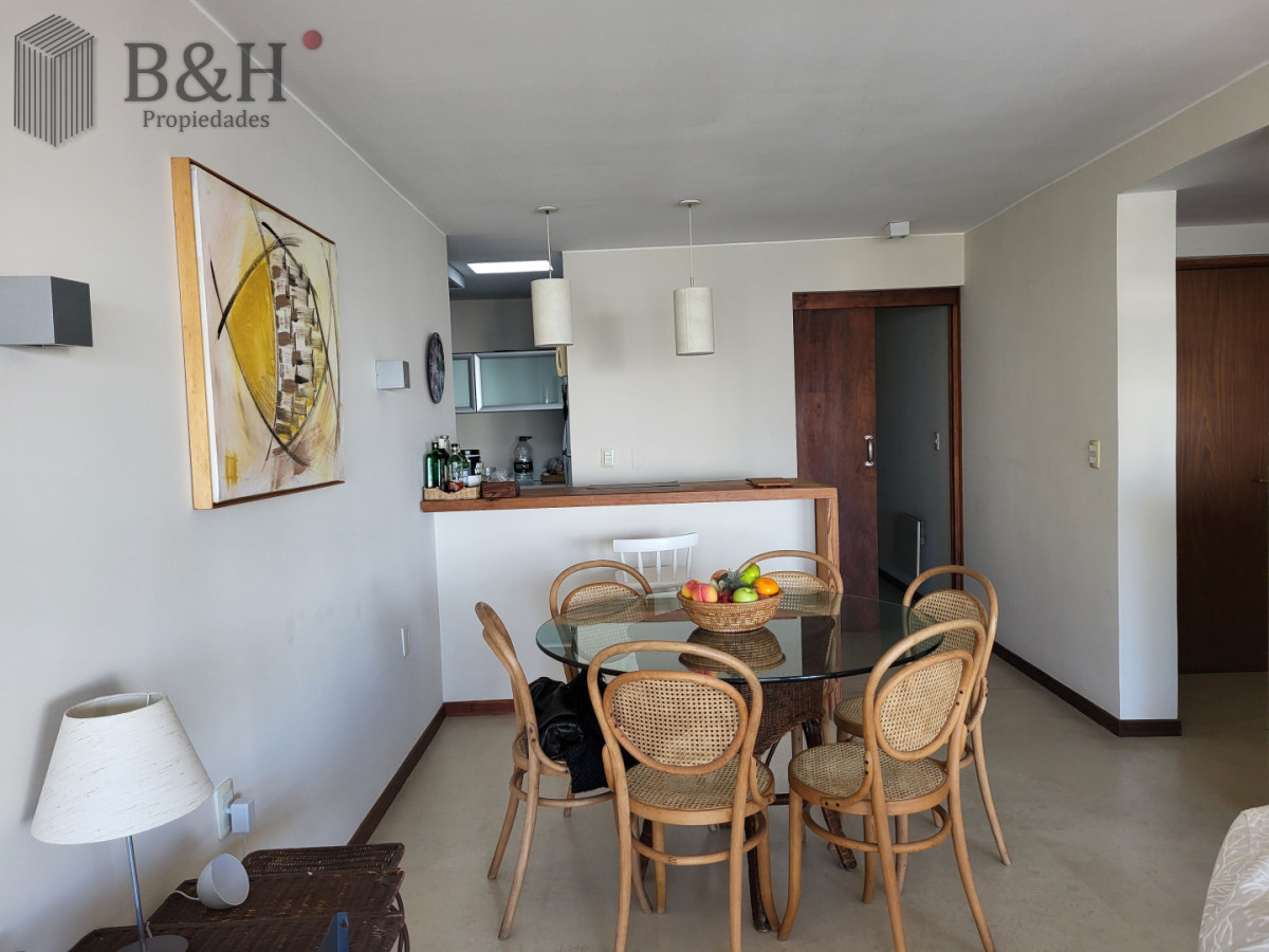 Apartamento ID.6435 - Venta de apartamento 4 dormitorios, Península, Punta del Este