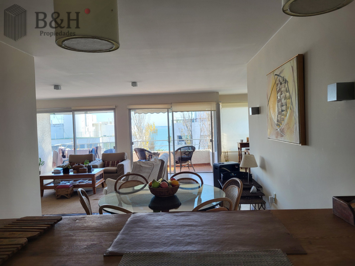 Apartamento ID.6435 - Venta de apartamento 4 dormitorios, Península, Punta del Este