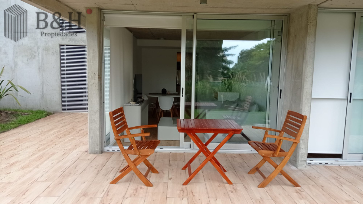 Apartamento ID.1812 -  ALQUILER DE APARTAMENTO DE 1 DORMITORIO, PLAYA MANSA, PUNTA DEL ESTE