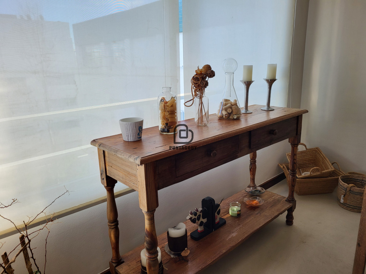 Apartamento ID.7597 - Venta ,4 dormitorios, Península, Punta del Este