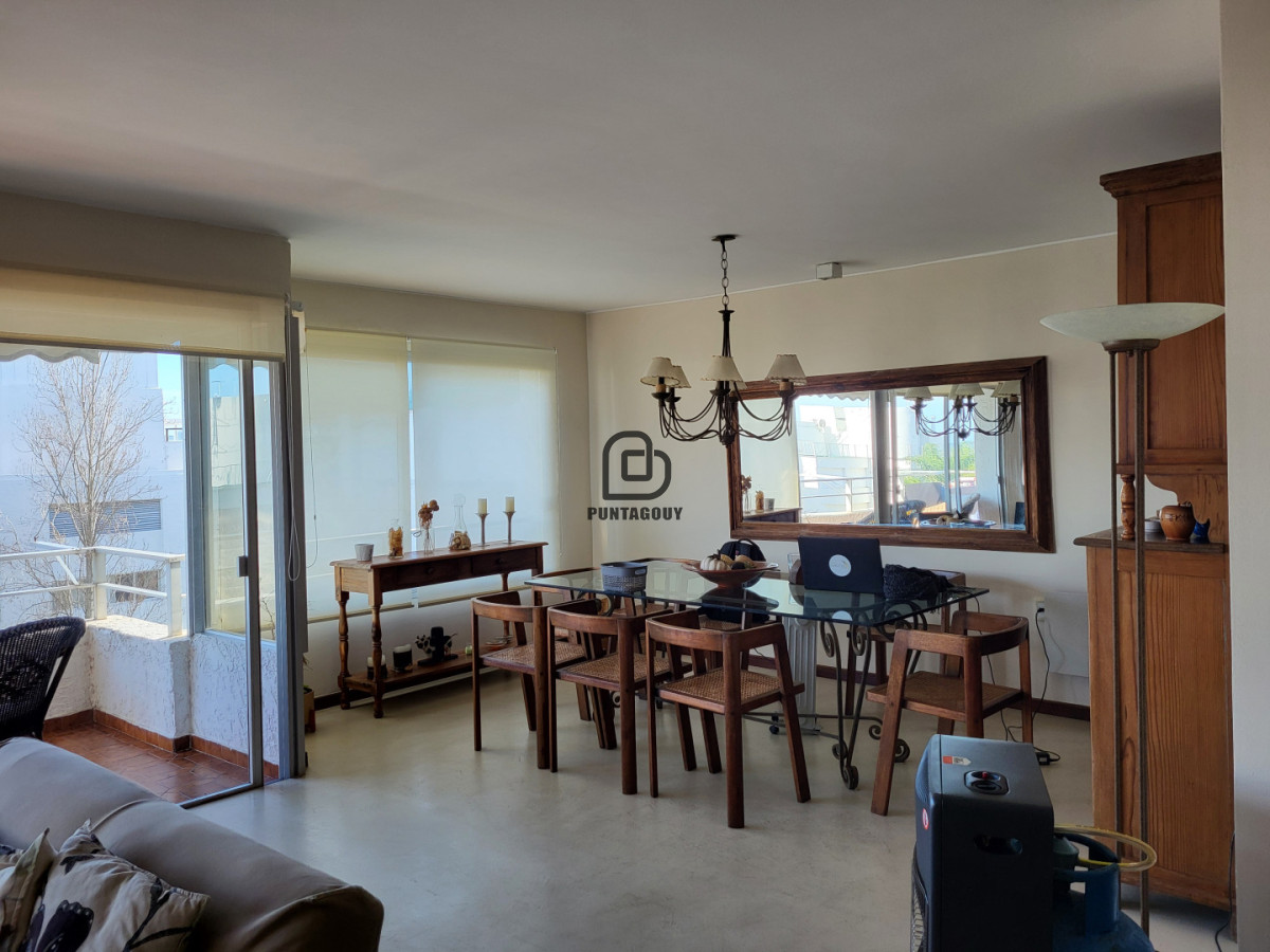 Apartamento ID.7597 - Venta ,4 dormitorios, Península, Punta del Este