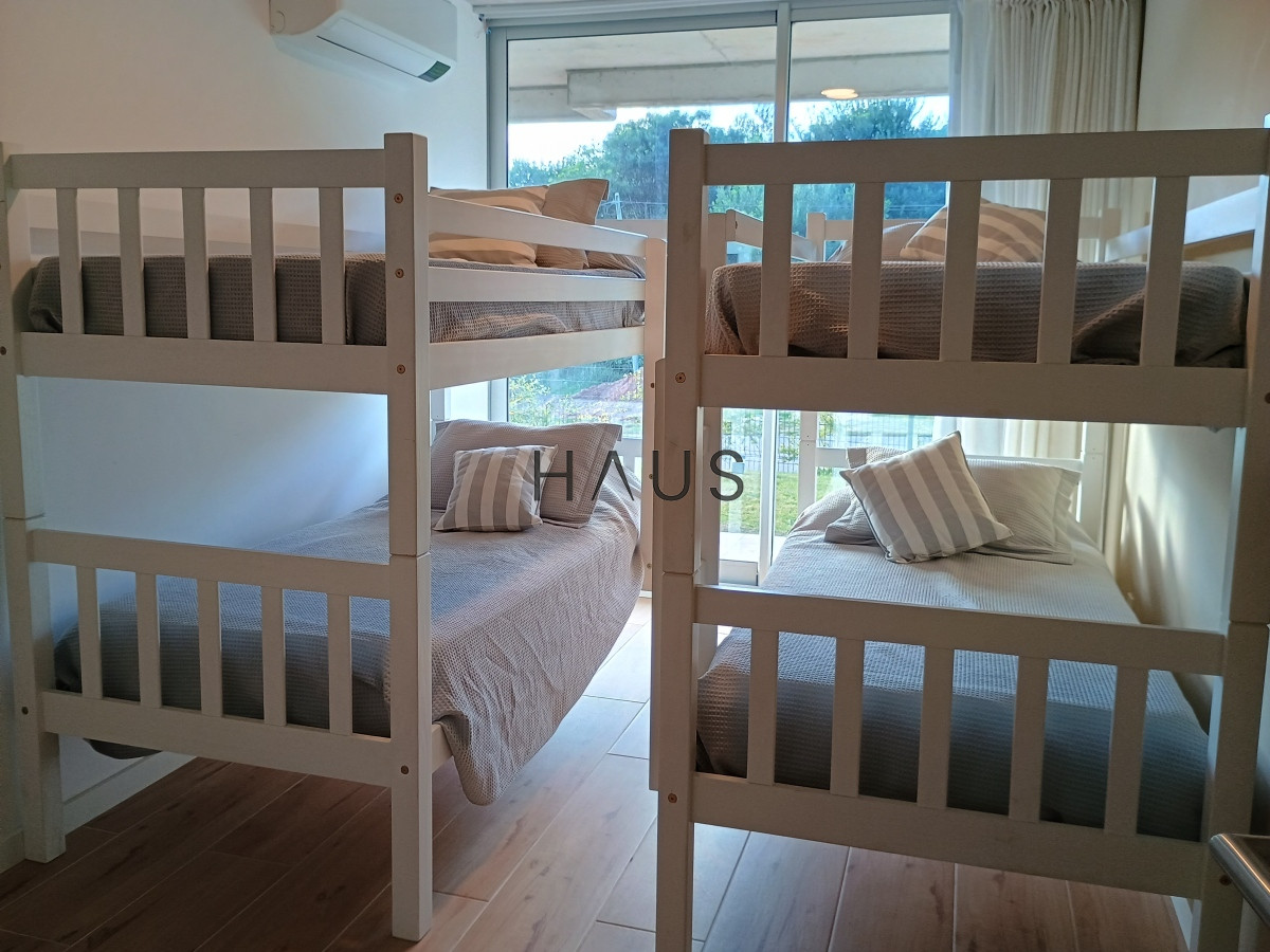 Apartamento ID.99 - Venta de apartamento 2 dormitorios, Mansa, Punta del Este