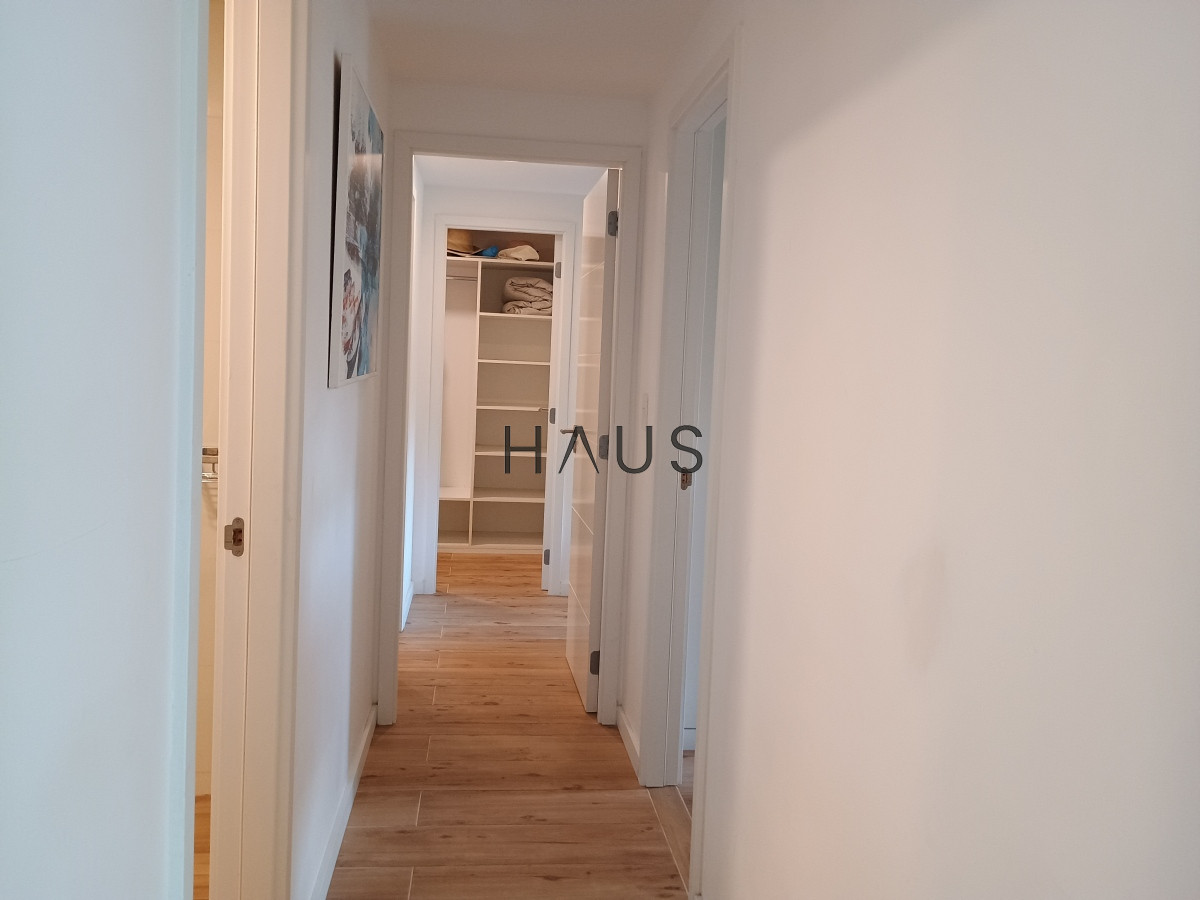Apartamento ID.99 - Venta de apartamento 2 dormitorios, Mansa, Punta del Este