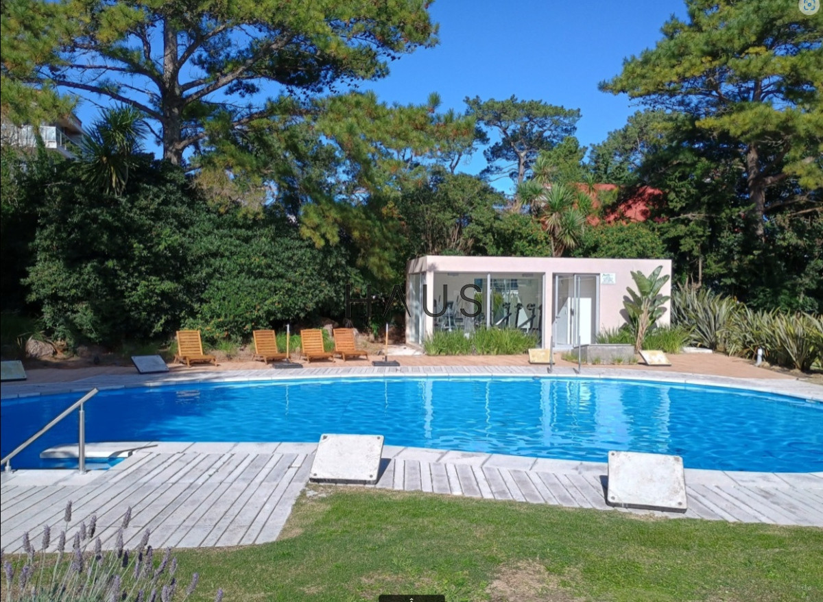 Apartamento ID.97 - Venta de apartamento 2 dormitorios, Mansa, Punta del Este