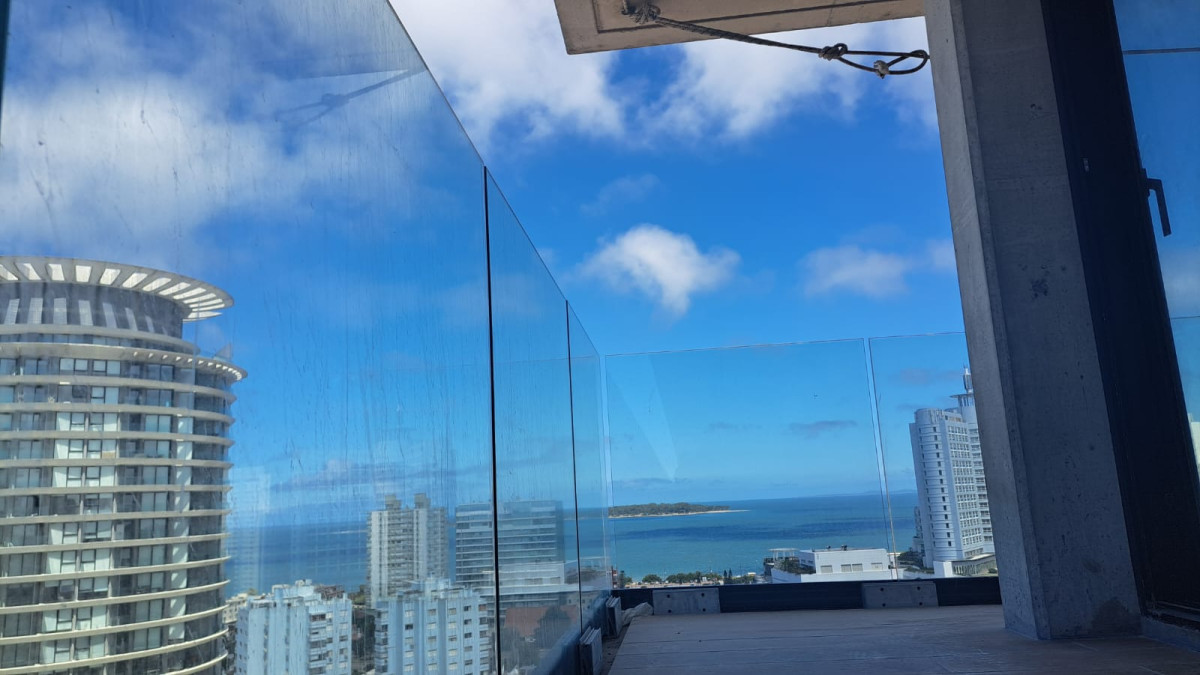 Apartamento ID.21098598 - Venta de Apartamento 3 Dormitorios - Torres del Este - Punta del Este