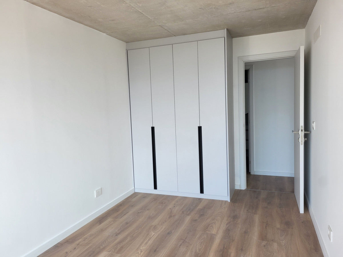 Apartamento ID.21098598 - Venta de Apartamento 3 Dormitorios - Torres del Este - Punta del Este