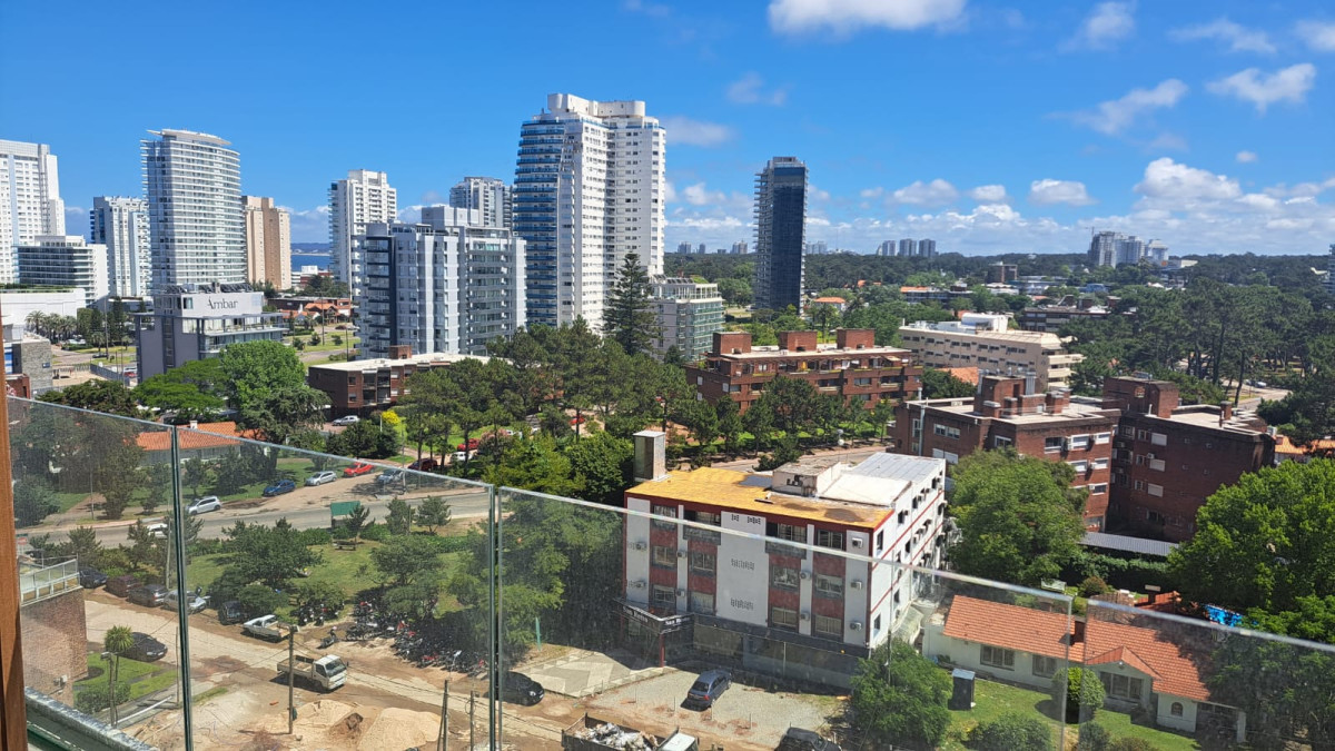 Apartamento ID.21098598 - Venta de Apartamento 3 Dormitorios - Torres del Este - Punta del Este