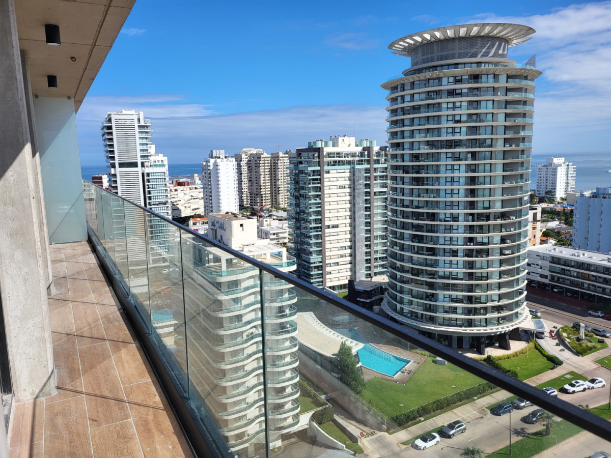 Apartamento ID.21098598 - Venta de Apartamento 3 Dormitorios - Torres del Este - Punta del Este