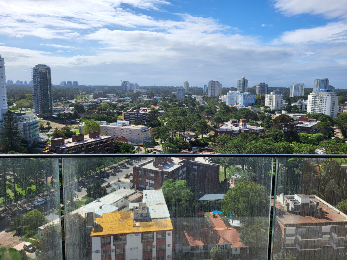 Apartamento ID.21098598 - Venta de Apartamento 3 Dormitorios - Torres del Este - Punta del Este