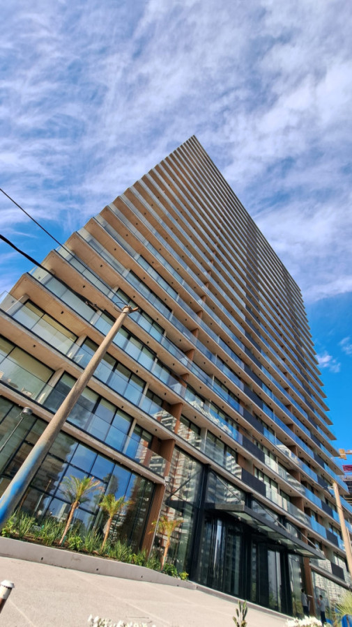 Venta de Apartamento 3 Dormitorios - Torres del Este - Punta del Este