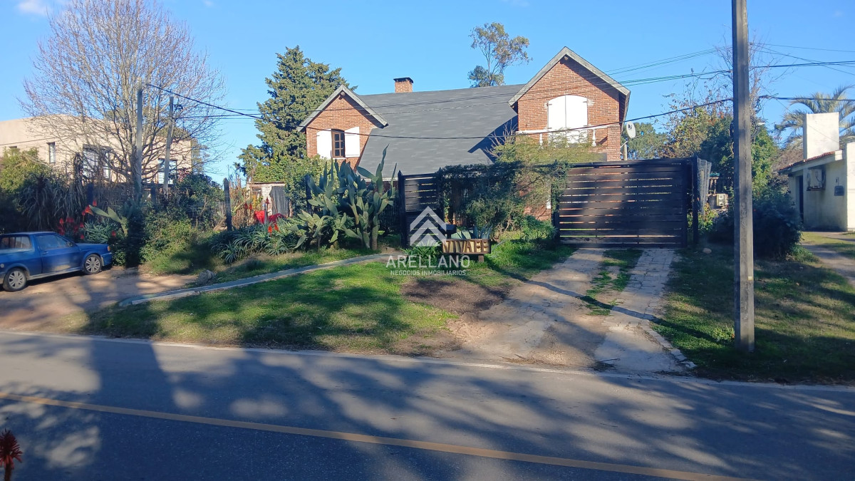 Casa ID.5166 - casa ce 5 dormitoeios 3 baños 2 suite Pinares Punta del Este