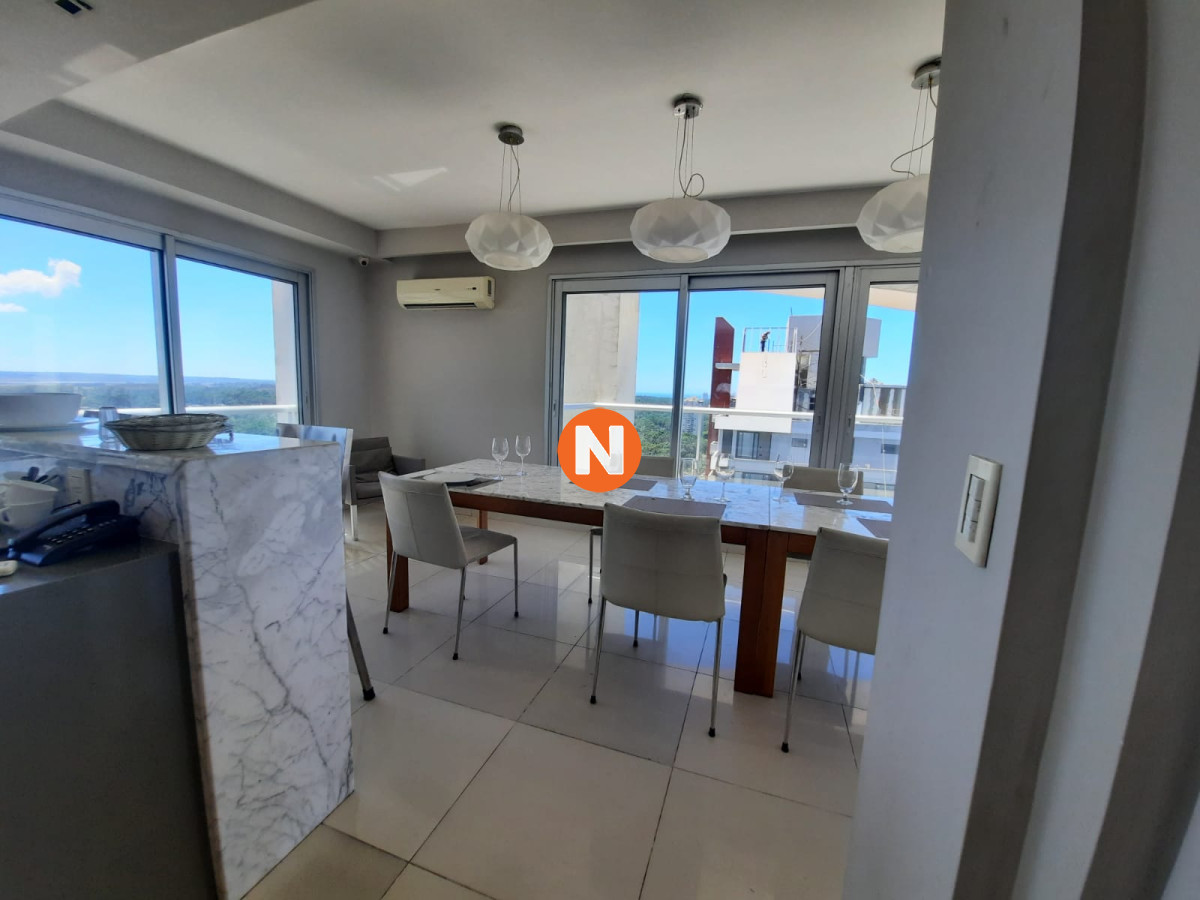 Apartamento Ref.221078 - Apartamento  en venta - Punta del Este