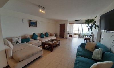 Apartamento en Punta del Este - Zona: Península