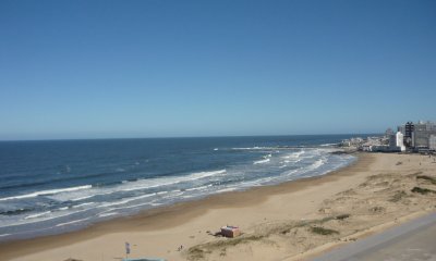 Apartamento en venta frente a playa Brava - Punta del Este