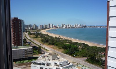 Apartamento en venta en playa mansa