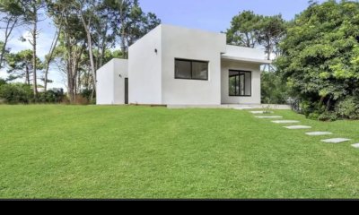 casa a estrenar  Punta ballena    Maldonado