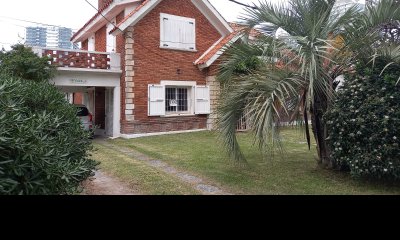 Casa en venta a 500 mts del mar y proxima a shoopong Punta del Este