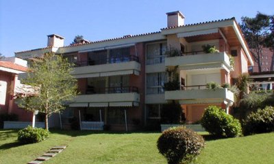 Departamento tipo casa en punta del este