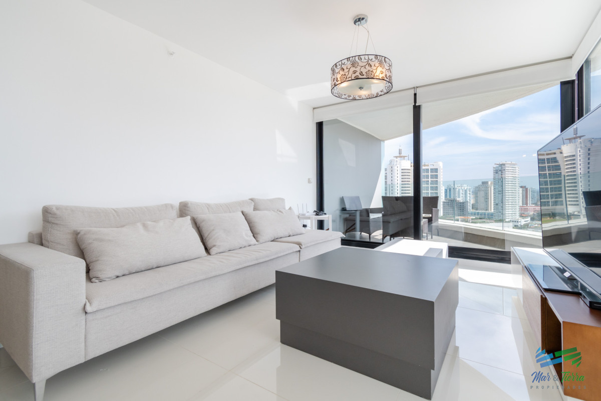 Apartamento ID.4856 - Apartamento de tres dormitorios en venta Art Tower Punta del Este