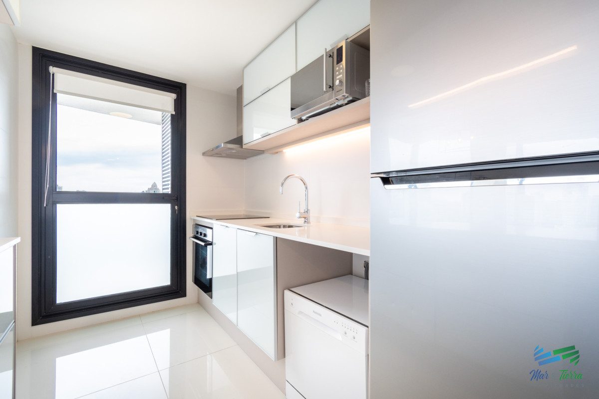 Apartamento ID.4856 - Apartamento de tres dormitorios en venta Art Tower Punta del Este