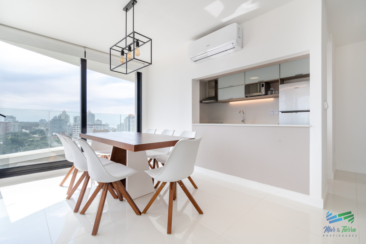 Apartamento ID.4856 - Apartamento de tres dormitorios en venta Art Tower Punta del Este