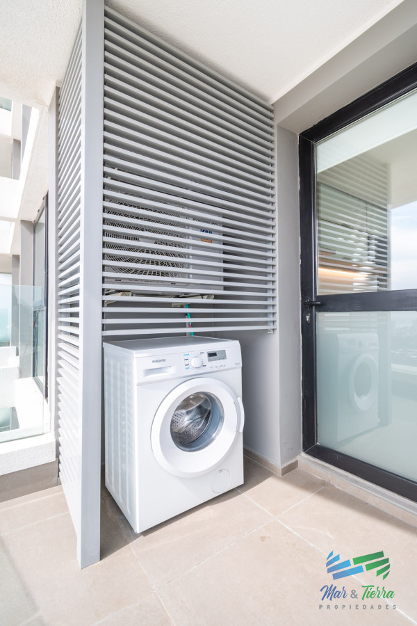 Apartamento ID.4856 - Apartamento de tres dormitorios en venta Art Tower Punta del Este