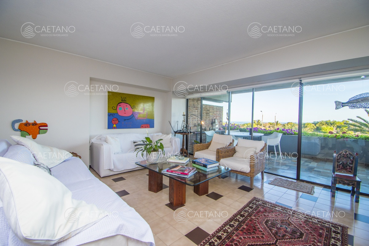 Brava - GoPunta - Portal Inmobiliario de Punta del Este - Maldonado