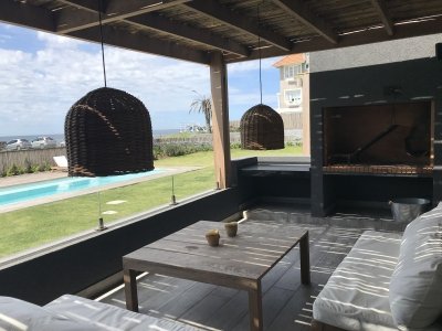 Venta apartamento 1 dormitorio. Montoya la barra 