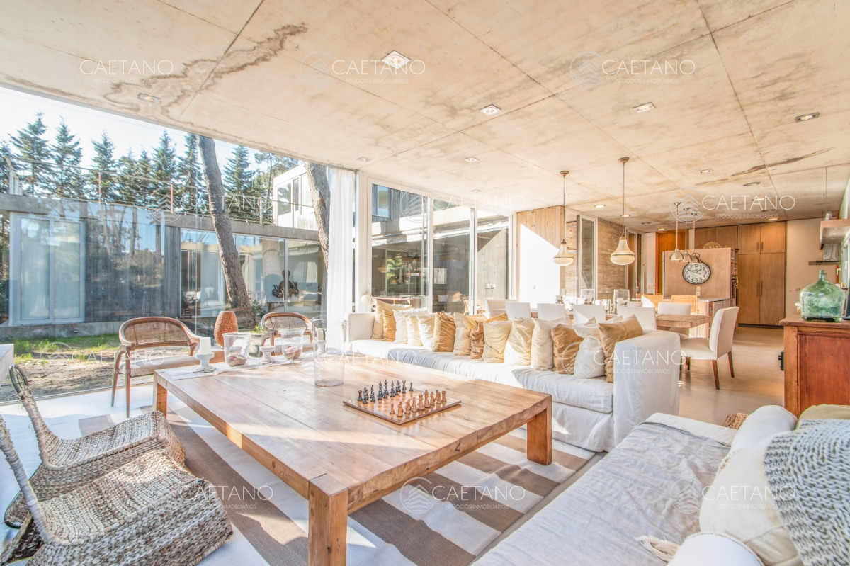 Excelente Casa en Venta en Laguna Blanca - GoPunta - Portal Inmobiliario de Punta del Este - Maldonado