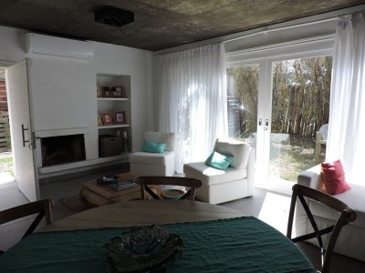 Venta casa 3 dormitorios. Manantiales. 