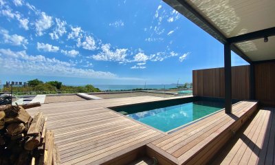 Casa de tres dormitorios en frente al Mar en venta, Punta Ballena