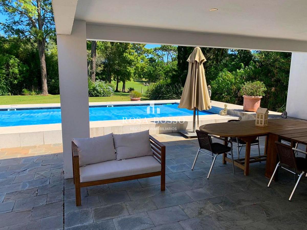 Apartamento ID.9134 - Casa Venta 6 dormitorios Golf Punta del Este