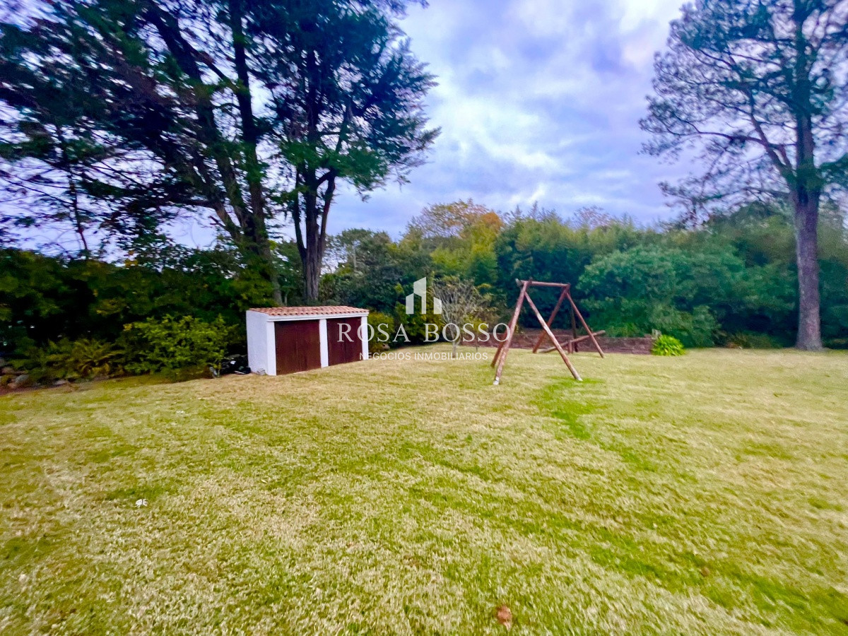 Apartamento ID.9134 - Casa Venta 6 dormitorios Golf Punta del Este