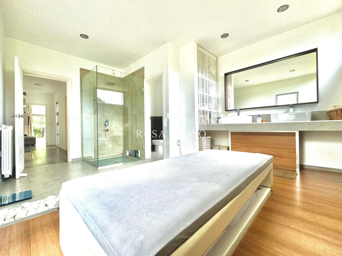 Apartamento ID.9132 - Venta Casa 3 dormitorios Punta del Este San Rafael