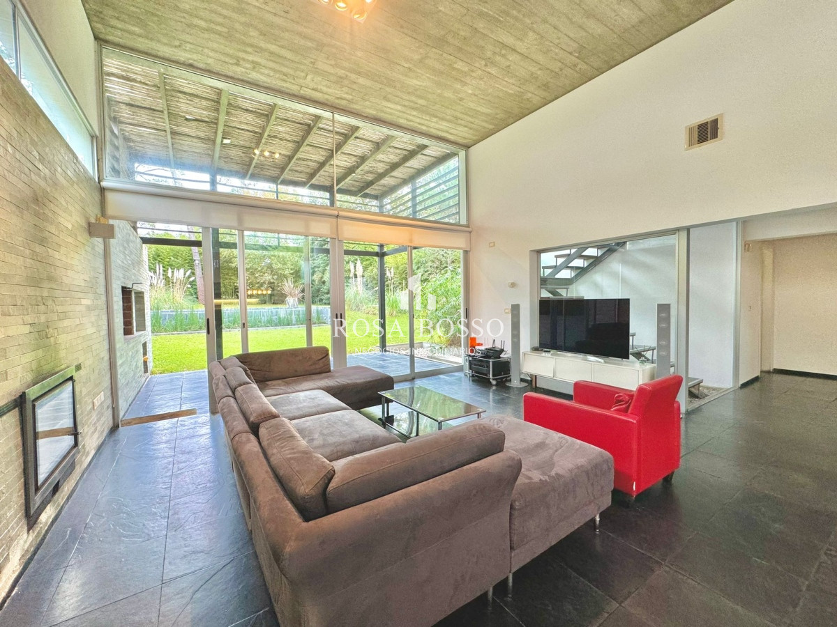 Apartamento ID.9132 - Venta Casa 3 dormitorios Punta del Este San Rafael