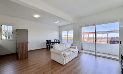 Apartamento en venta 1 dormitorio frente al Mar, Punta del Este.