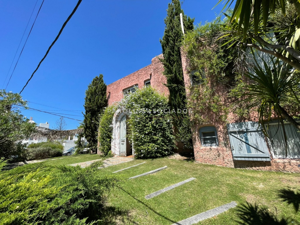 Casa en La Barra en Venta