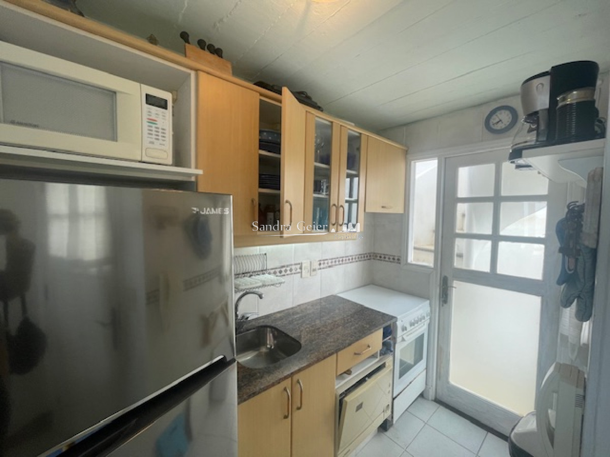 Apartamento ID.2228 - Apartamento de dos dormitorios en Montoya, La Barra en venta.