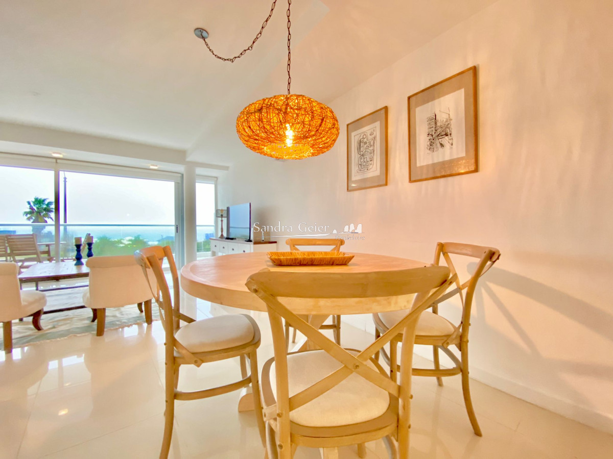 Apartamento ID.2231 - Apartamento en Manantiales Dos Dormitorios en Frente al Mar