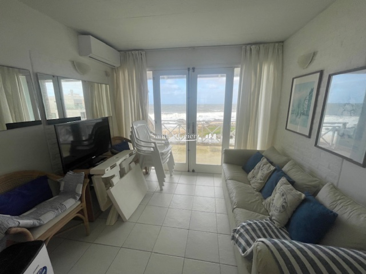 Apartamento ID.2228 - Apartamento de dos dormitorios en Montoya, La Barra en venta.