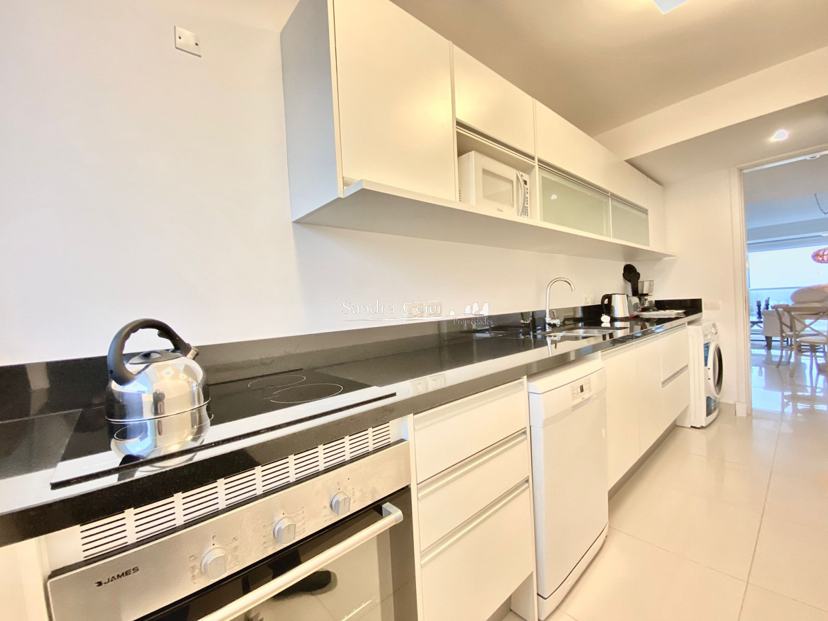 Apartamento ID.2231 - Apartamento en Manantiales Dos Dormitorios en Frente al Mar