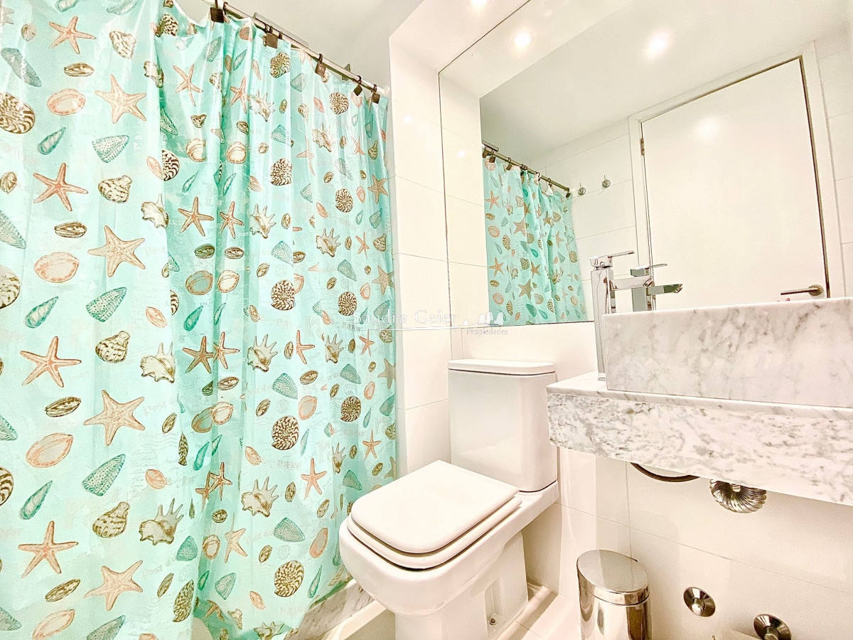 Apartamento ID.2231 - Apartamento en Manantiales Dos Dormitorios en Frente al Mar