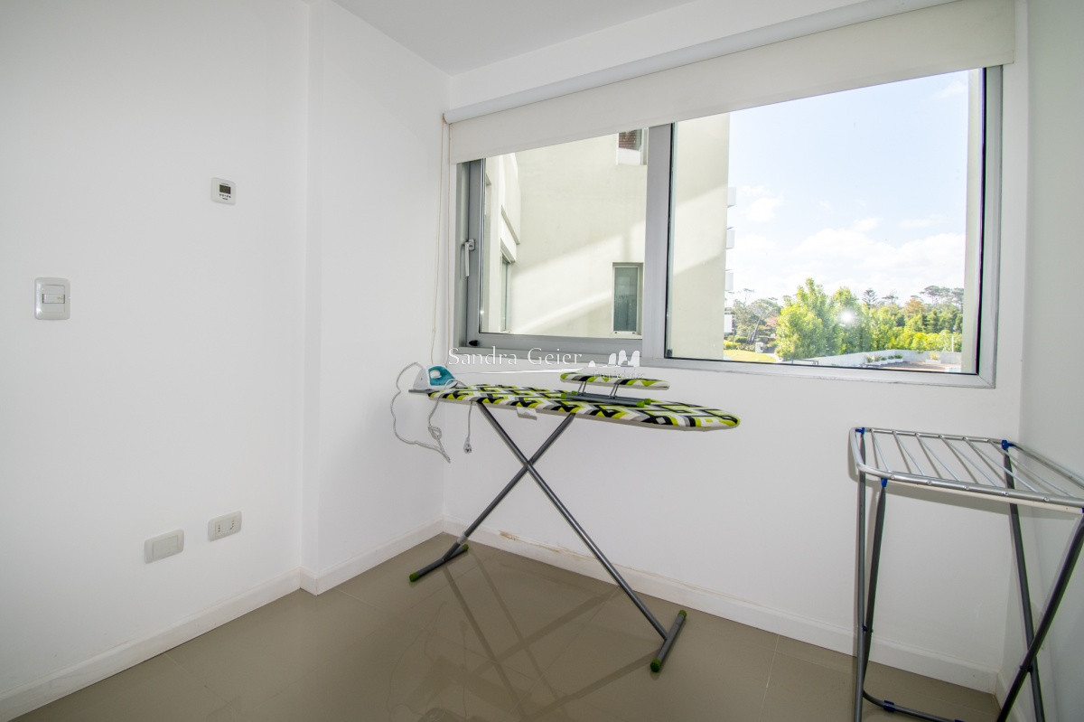 Apartamento ID.2291 - Apartamento Primera Fila Playa Mansa + Venta