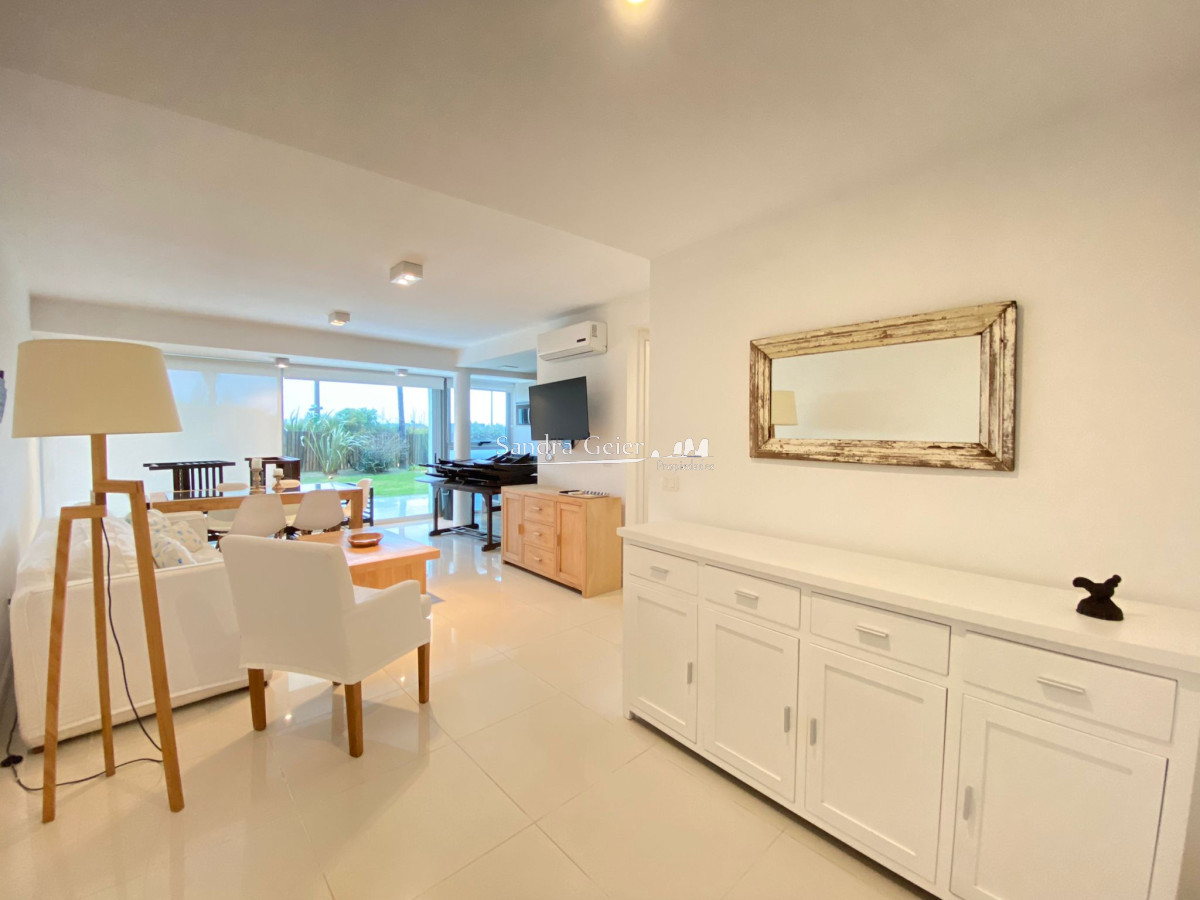Apartamento ID.2232 - Apartamento en Venta en Manantiales Dos Dormitorios 