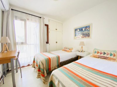 Apartamento ID.2222 - Apartamento 3 dormitorios 2 baños a metros del mar.