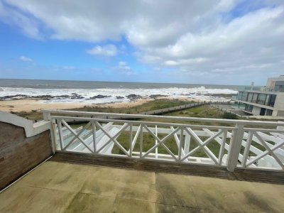Apartamento ID.2228 - Apartamento de dos dormitorios en Montoya, La Barra en venta.