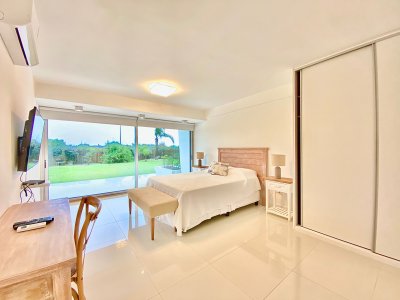 Apartamento ID.2232 - Apartamento en Venta en Manantiales Dos Dormitorios 