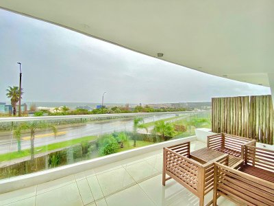Apartamento ID.2231 - Apartamento en Manantiales Dos Dormitorios en Frente al Mar