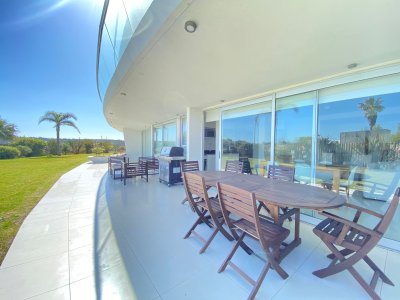 Apartamento ID.2232 - Apartamento en Venta en Manantiales Dos Dormitorios 